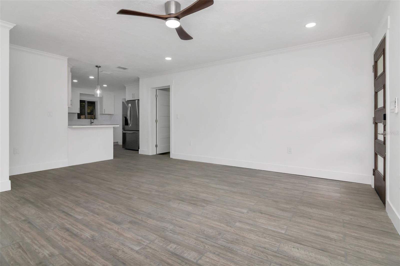 Image 4 of 58 For 1840 Douglas Avenue