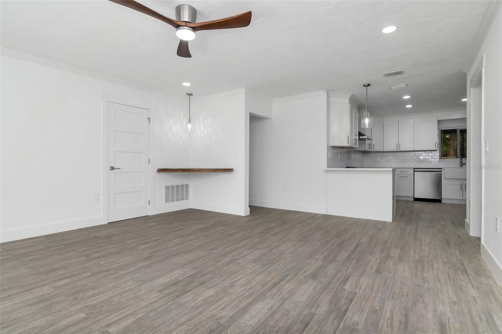 Image 5 of 58 For 1840 Douglas Avenue