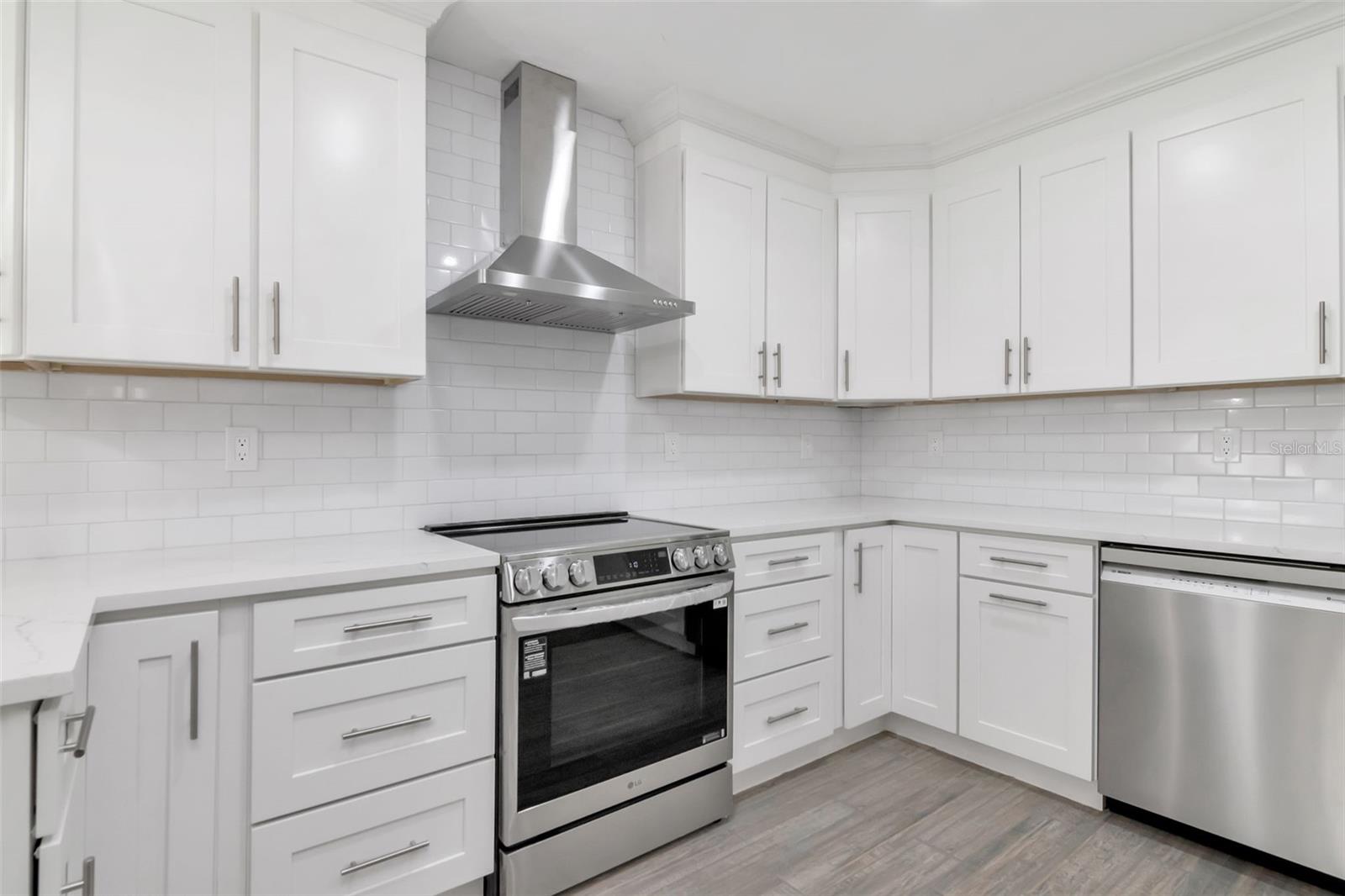 Image 9 of 58 For 1840 Douglas Avenue