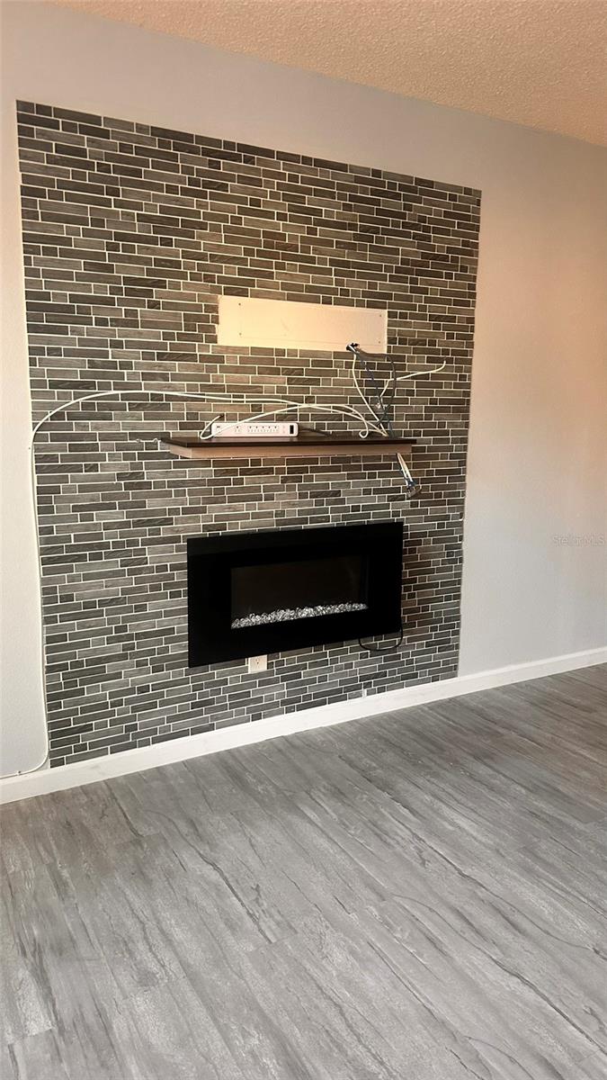 Image 2 of 37 For 2330 Ecuadorian Way 32