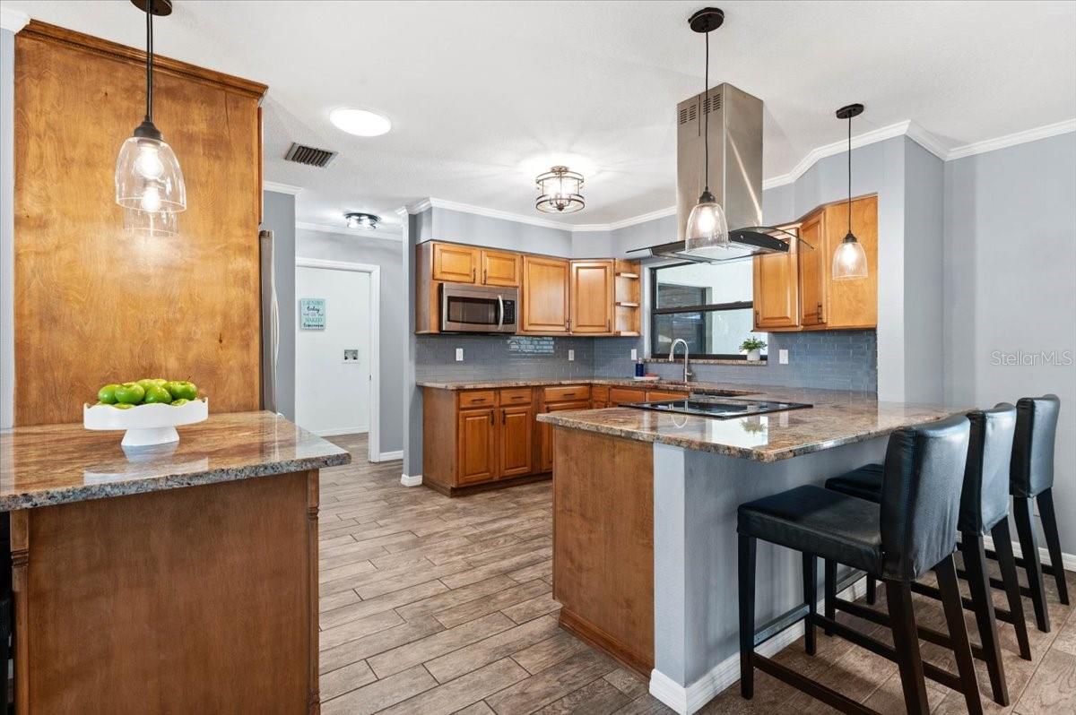 Image 11 of 46 For 3911 24th Avenue W