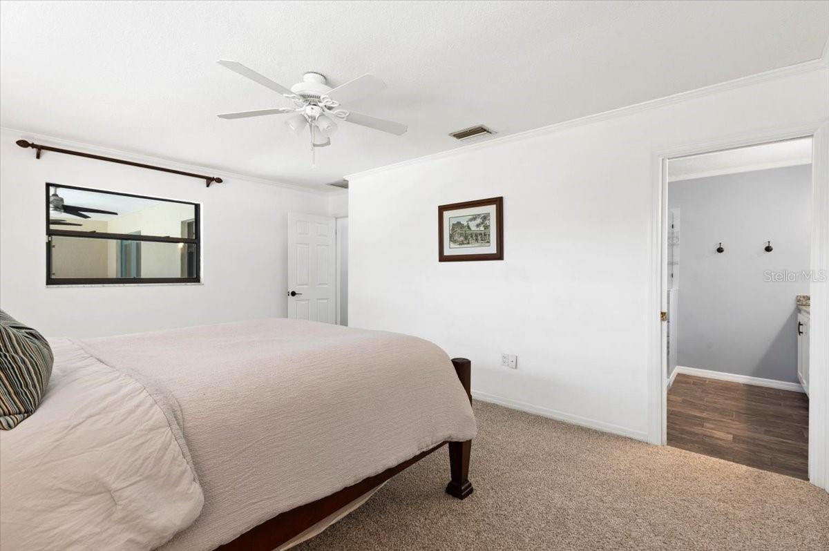 Image 17 of 46 For 3911 24th Avenue W