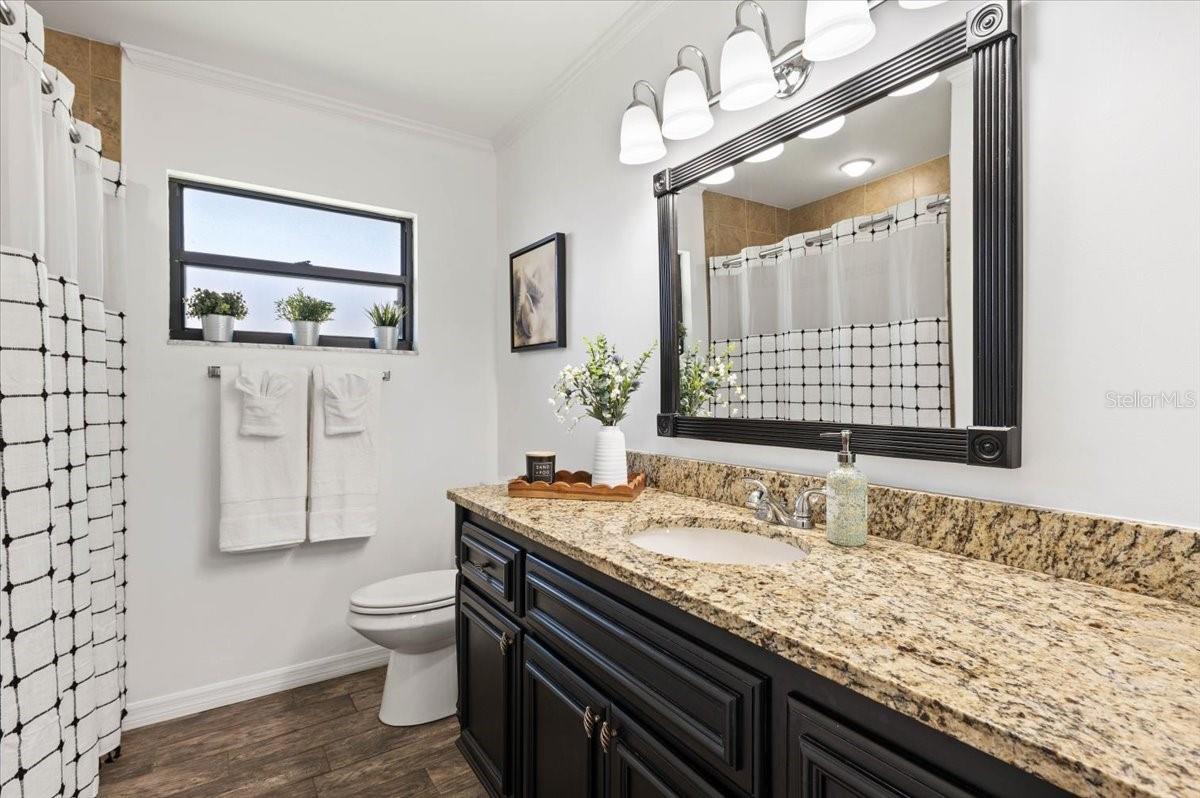 Image 23 of 46 For 3911 24th Avenue W