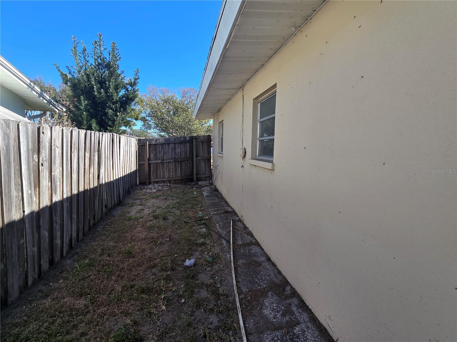 Image 22 of 26 For 711 9th Street Nw