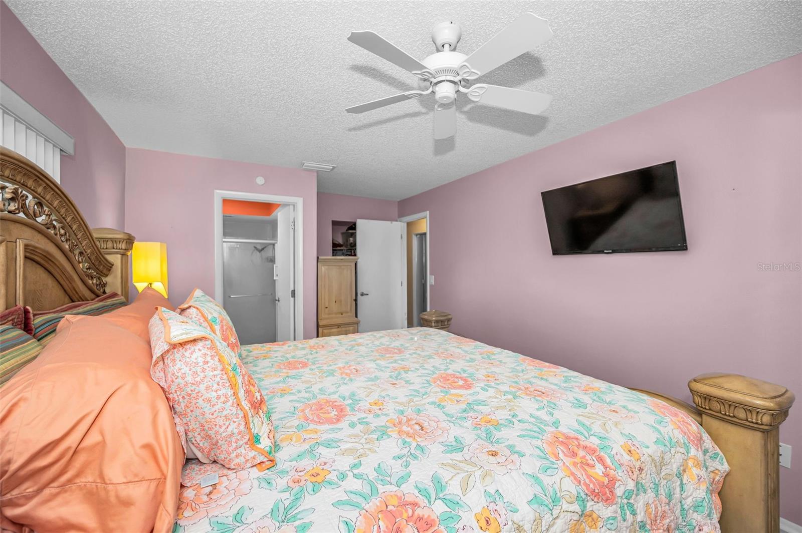 Image 26 of 41 For 1121 Queen Anne Drive C