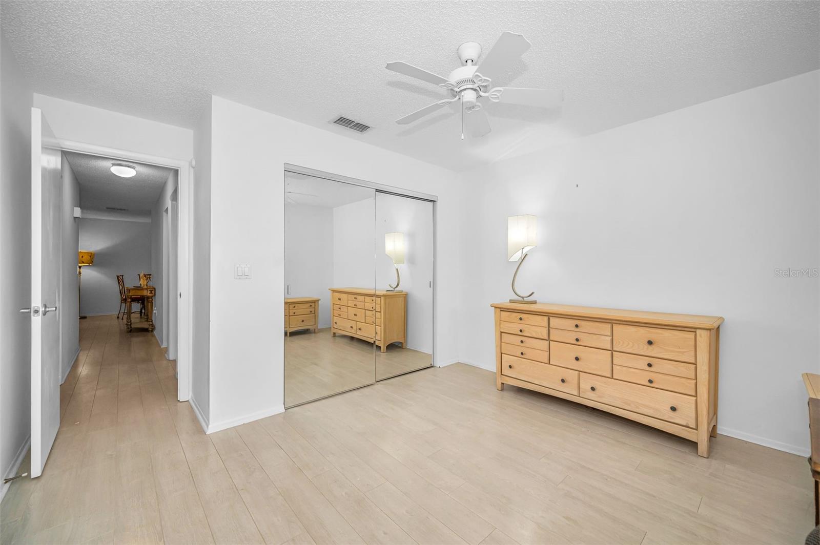 Image 31 of 41 For 1121 Queen Anne Drive C