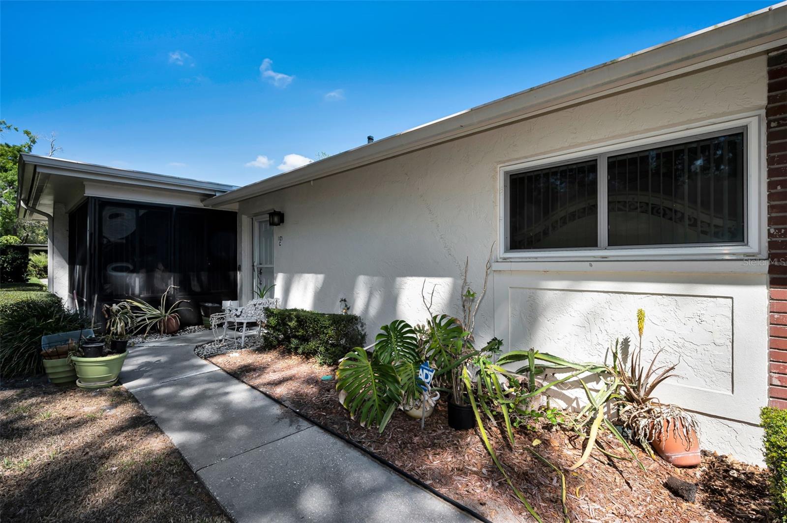 Image 9 of 41 For 1121 Queen Anne Drive C