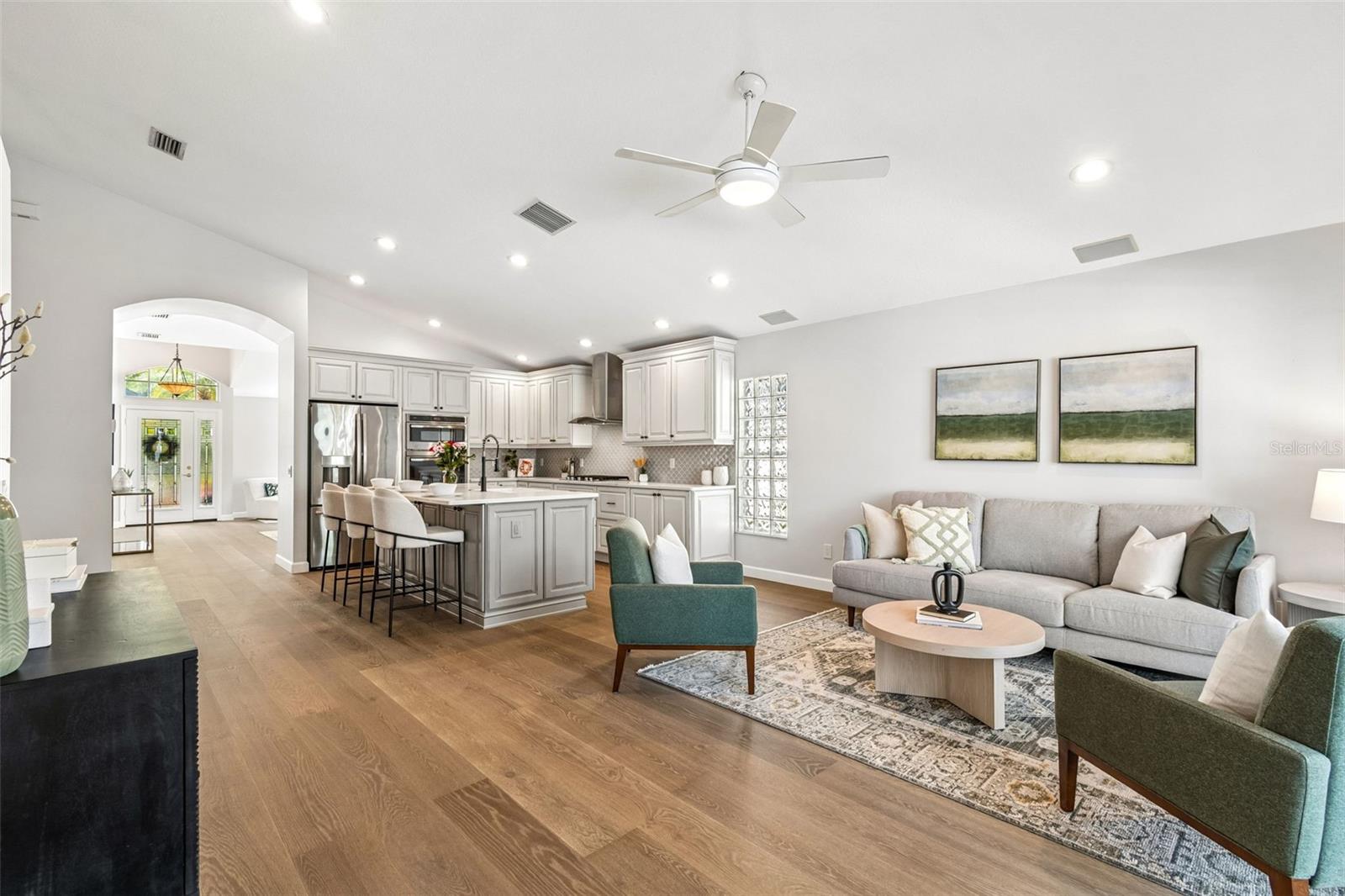 Image 13 of 42 For 10145 Kingsbridge Avenue