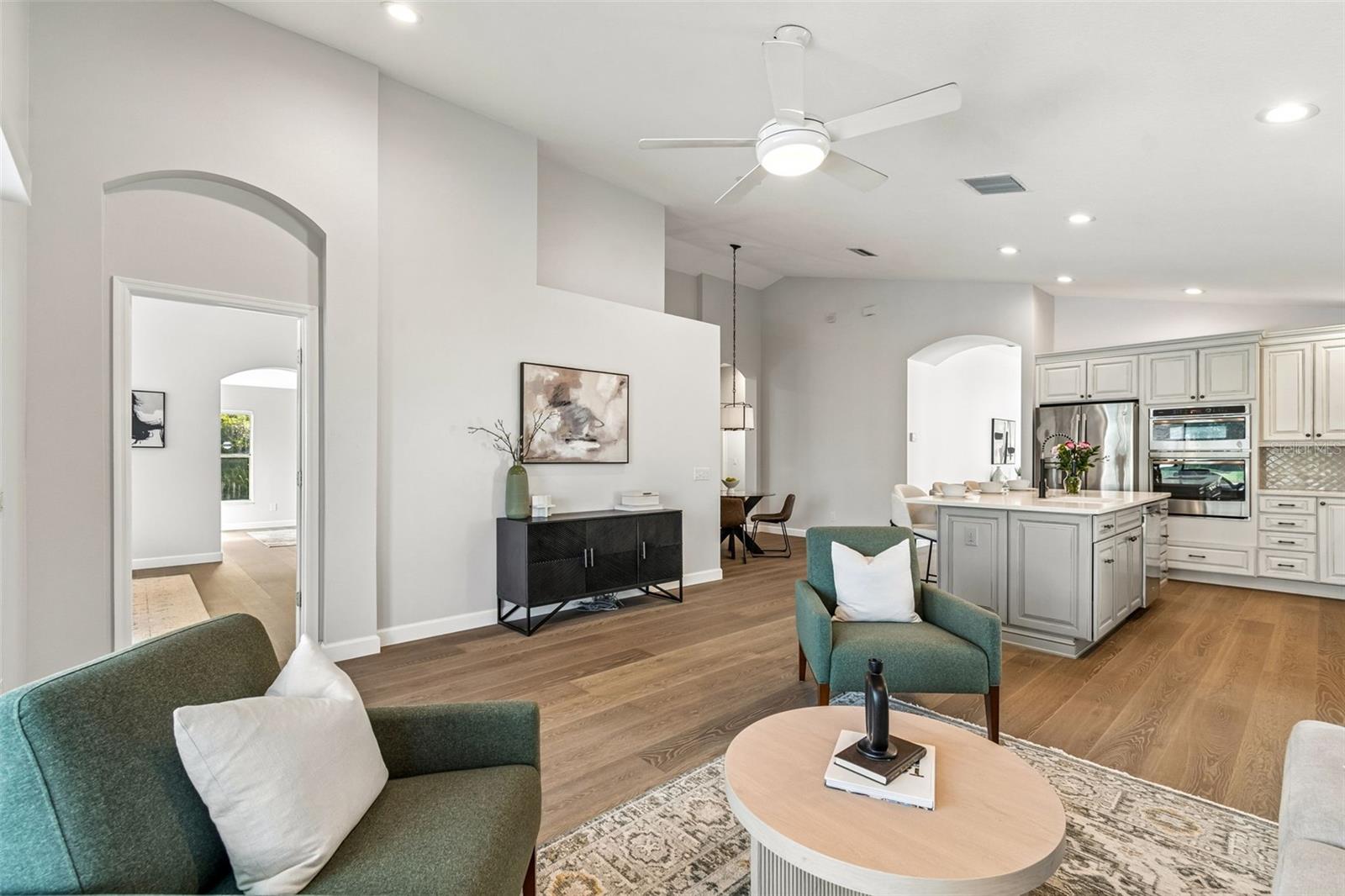 Image 14 of 42 For 10145 Kingsbridge Avenue