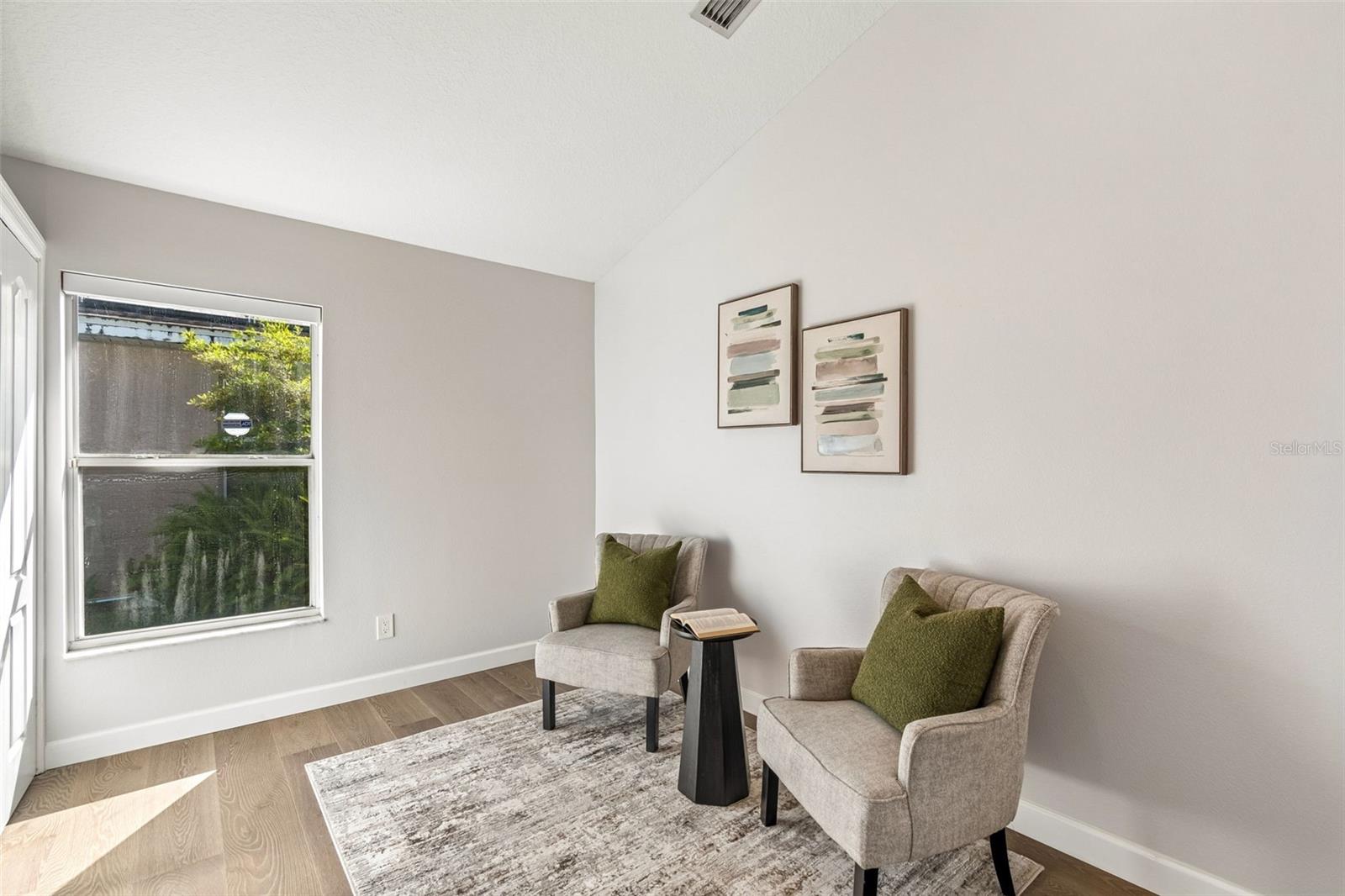 Image 19 of 42 For 10145 Kingsbridge Avenue