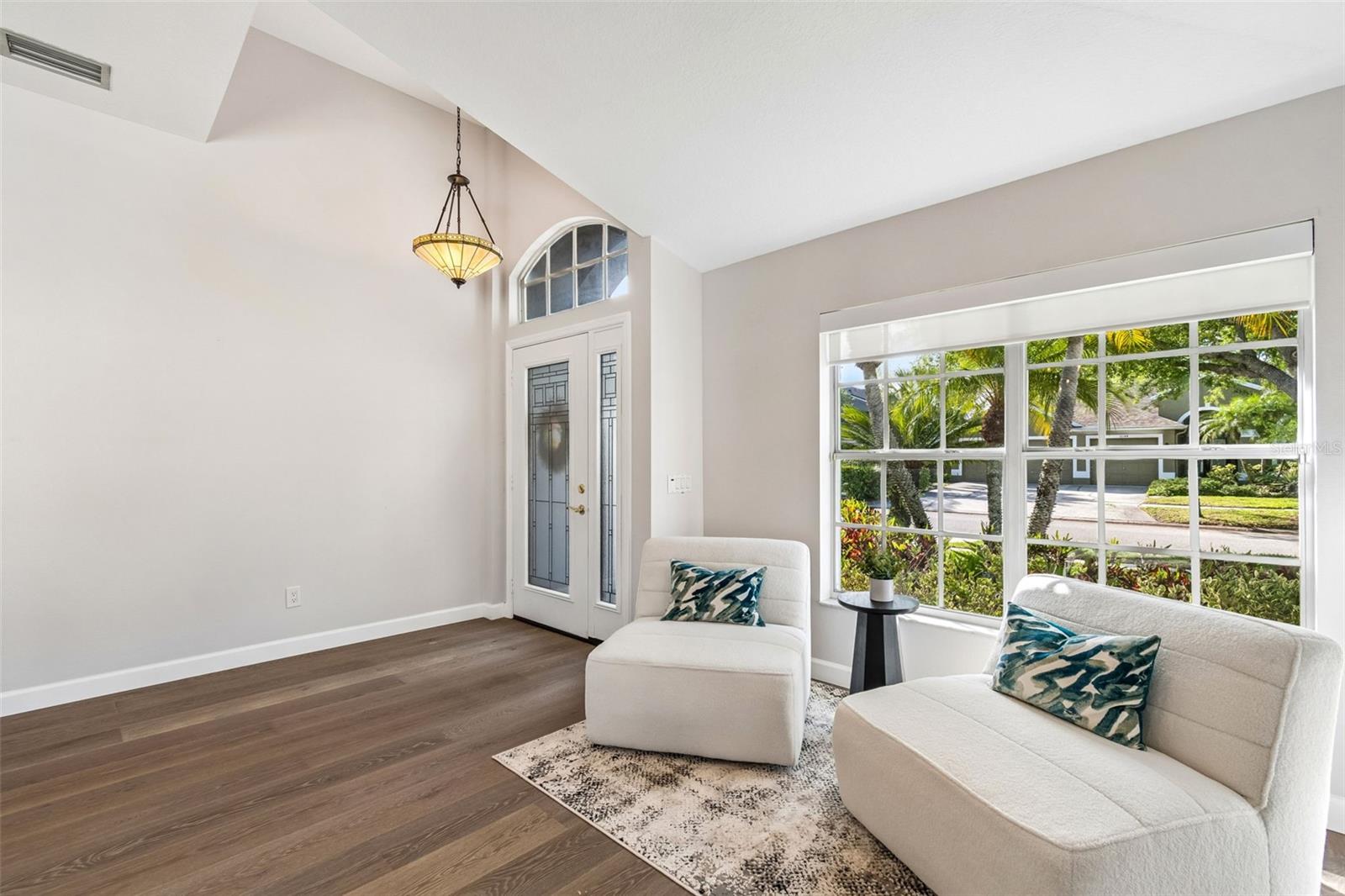 Image 5 of 42 For 10145 Kingsbridge Avenue