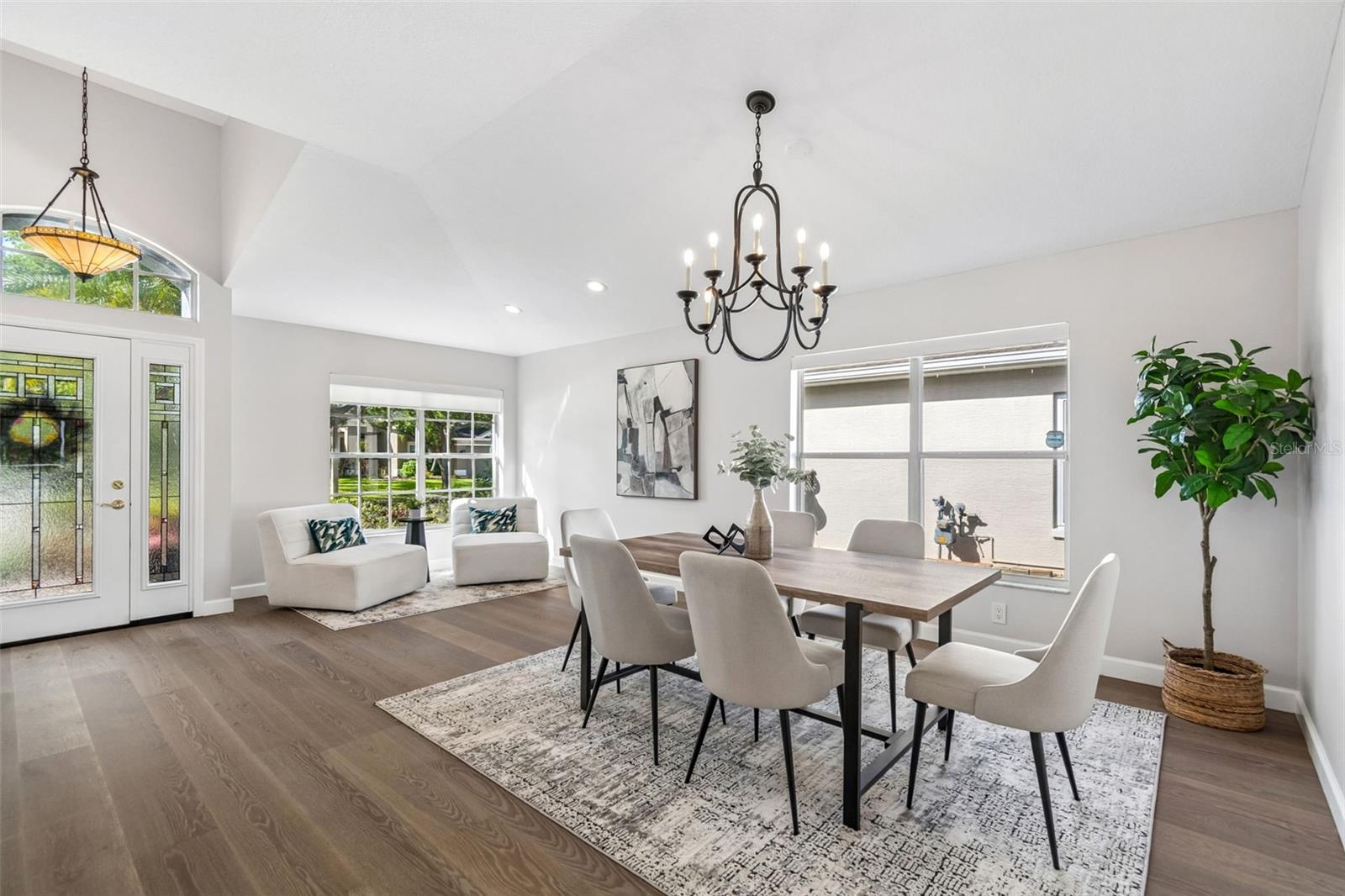 Image 6 of 42 For 10145 Kingsbridge Avenue