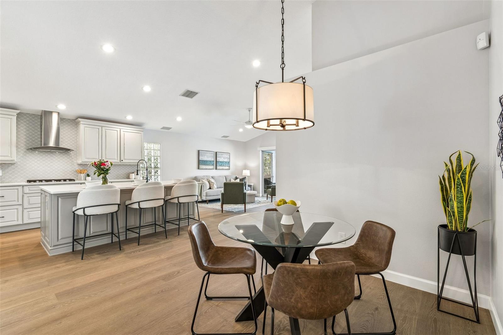 Image 8 of 42 For 10145 Kingsbridge Avenue