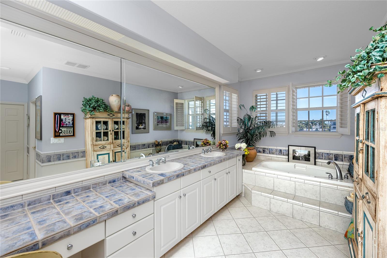 Image 23 of 61 For 11145 3rd Street E