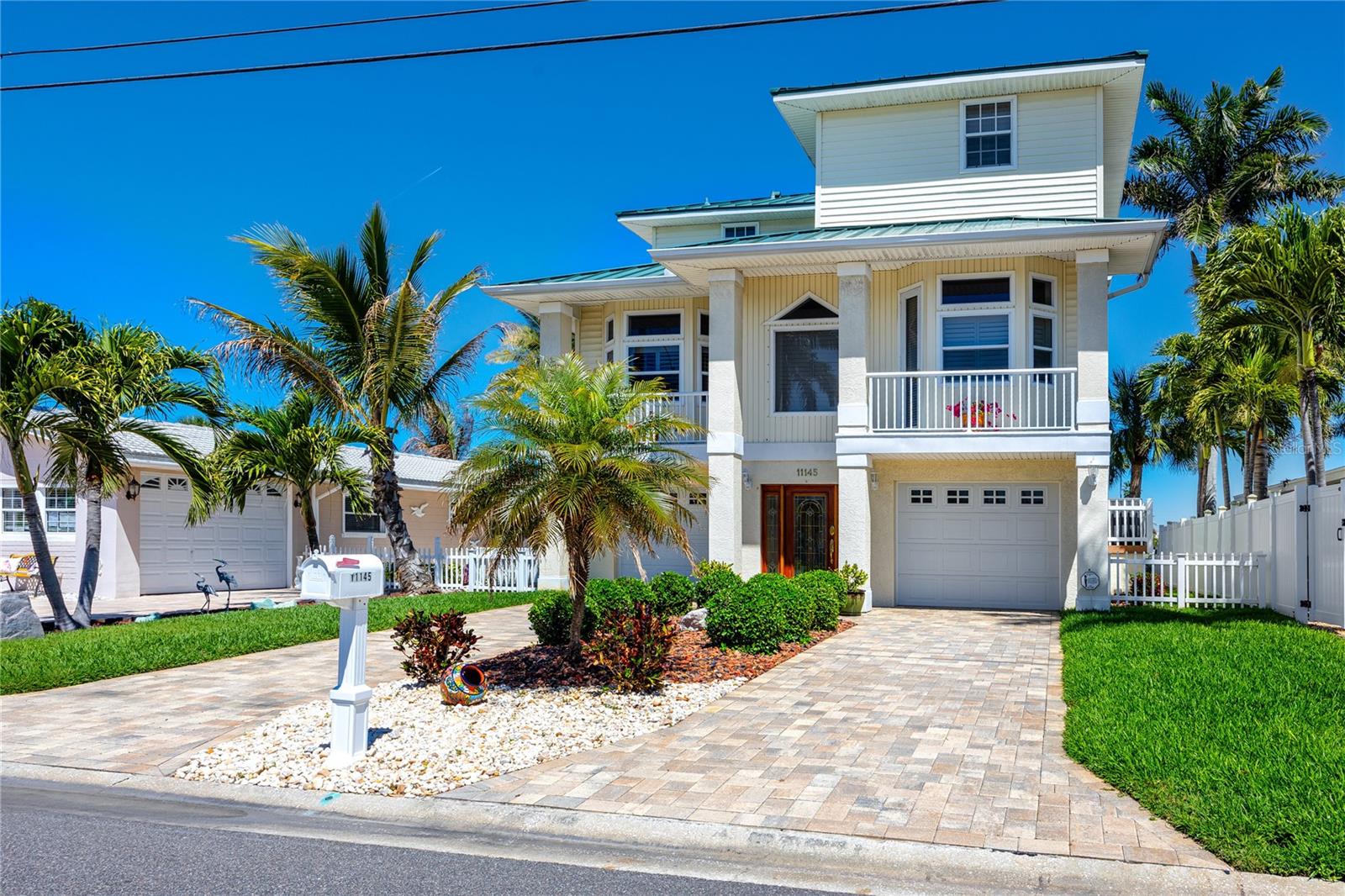 Image 52 of 61 For 11145 3rd Street E