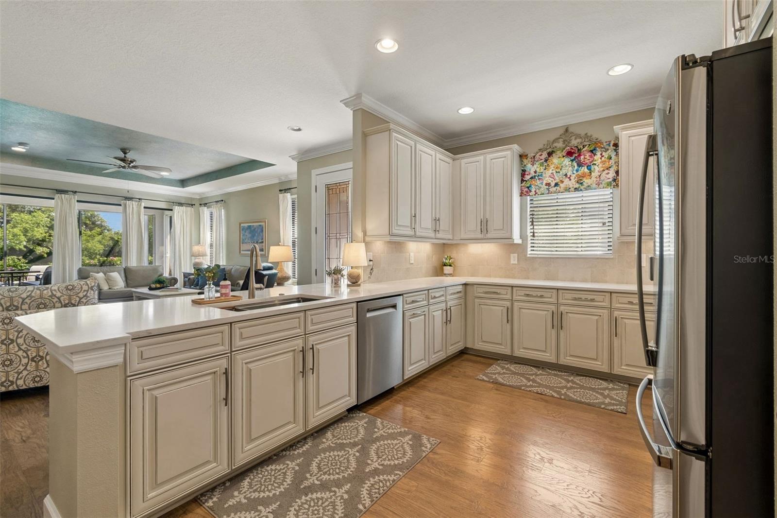 Image 32 of 99 For 5830 Cavano Drive