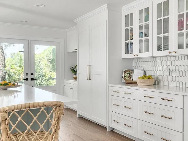 Image 3 of 25 For 1701 Sunset Drive