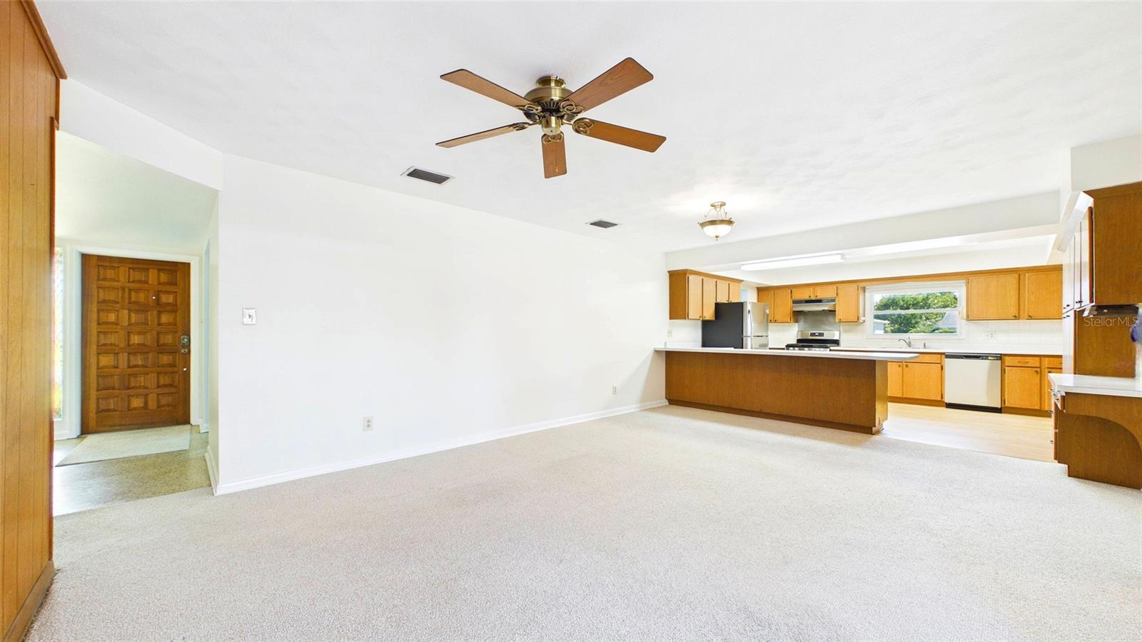 Image 14 of 63 For 1601 Lark Lane