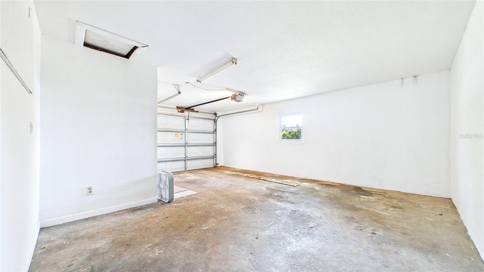 Image 50 of 63 For 1601 Lark Lane