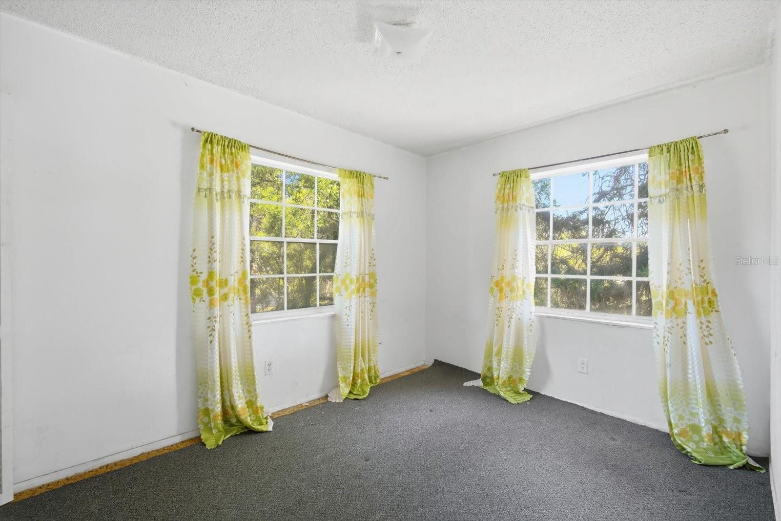 Image 17 of 28 For 10047 53rd Street