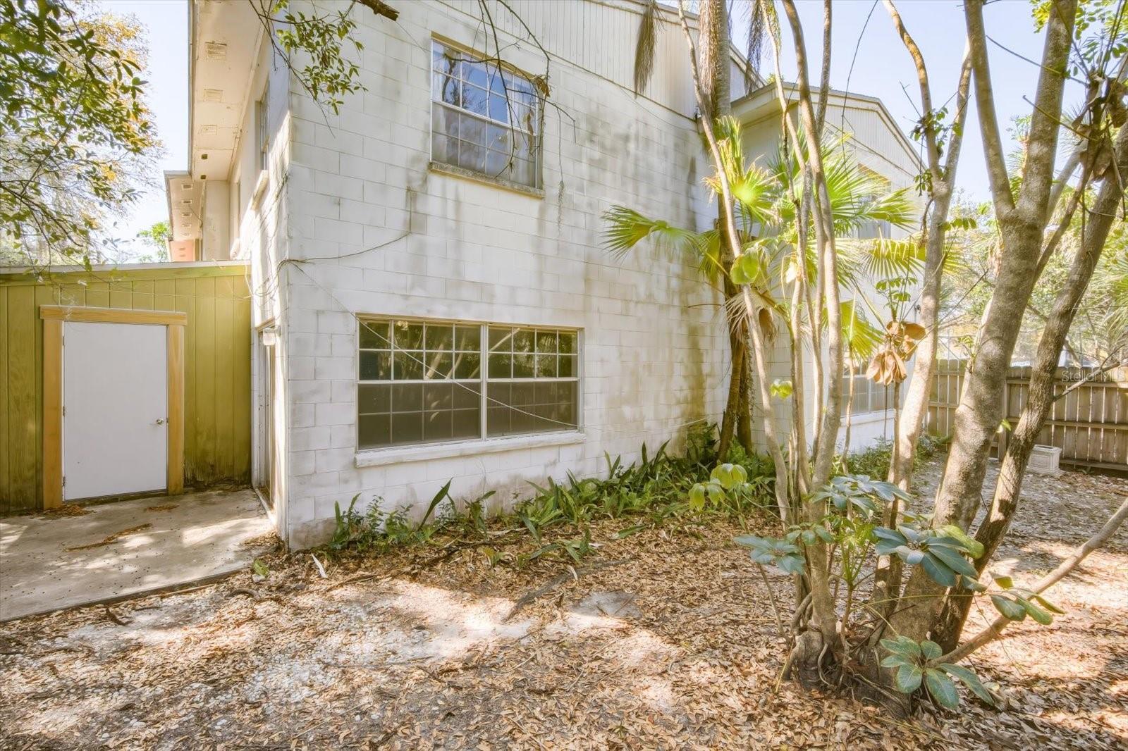 Image 22 of 28 For 10047 53rd Street