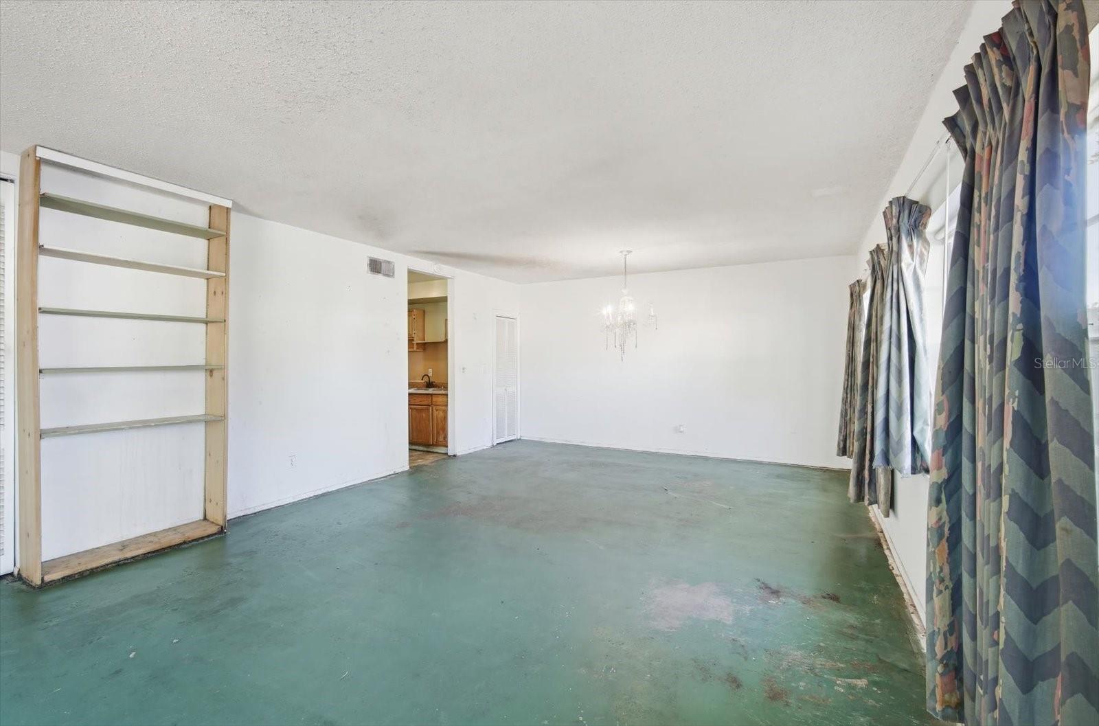 Image 7 of 28 For 10047 53rd Street