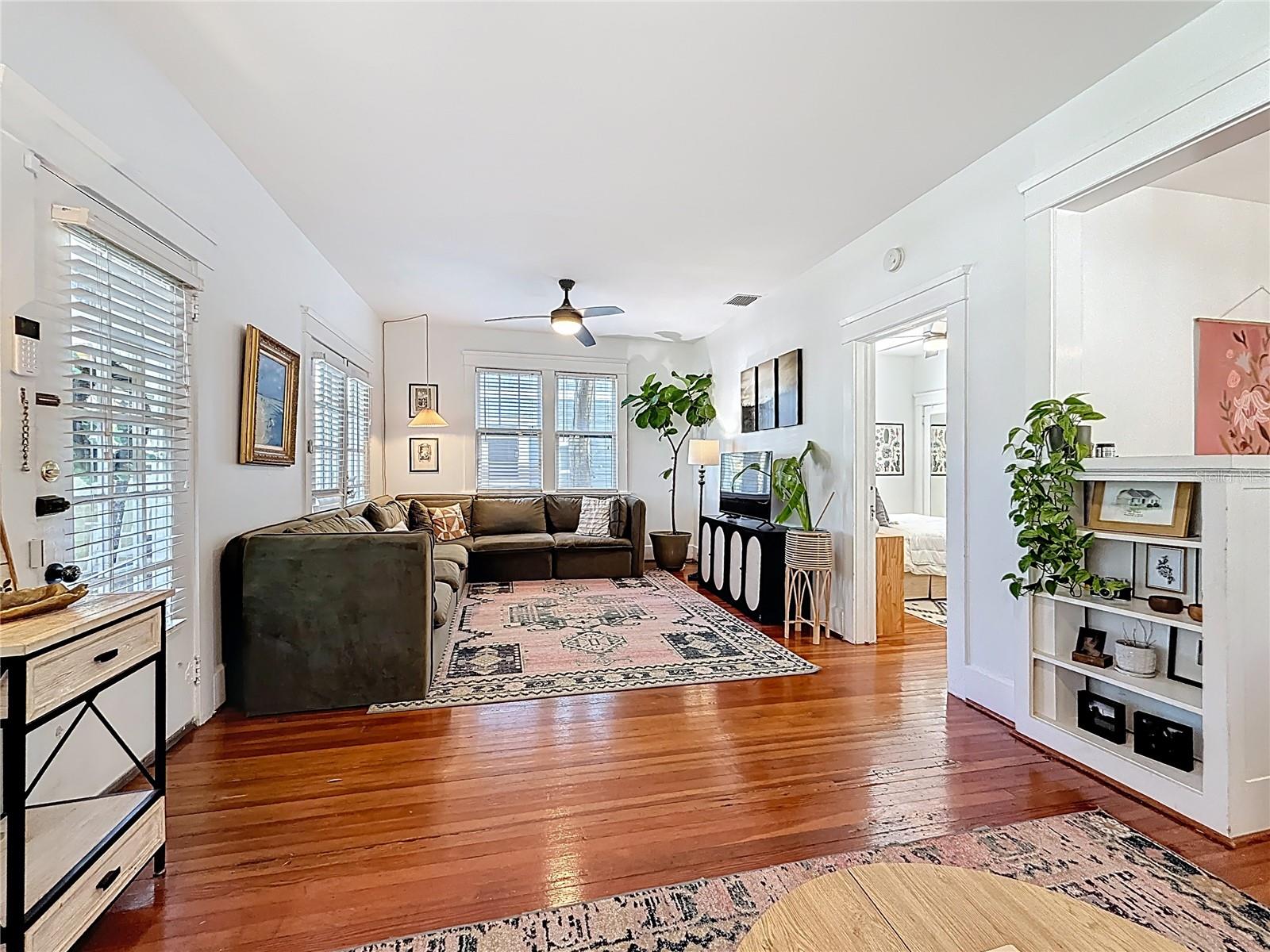 Image 14 of 84 For 146 13th Avenue Ne