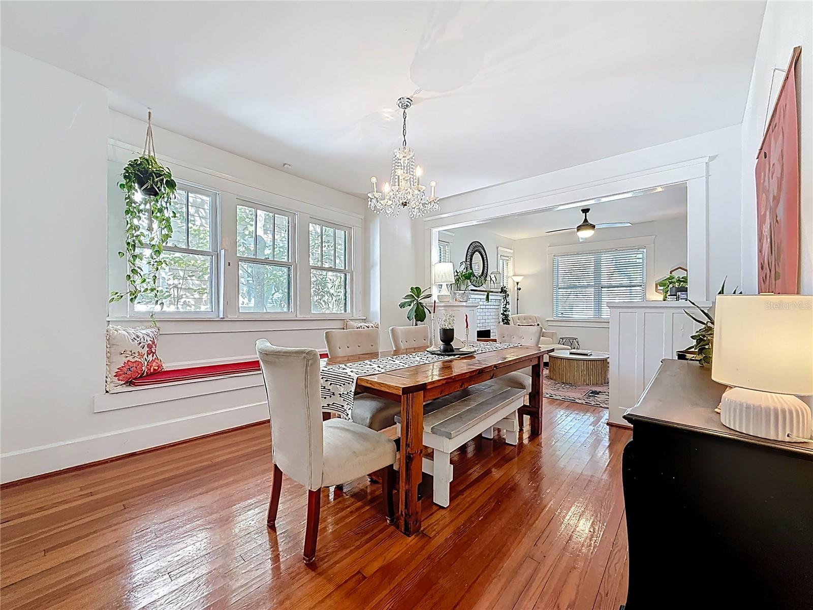 Image 18 of 84 For 146 13th Avenue Ne