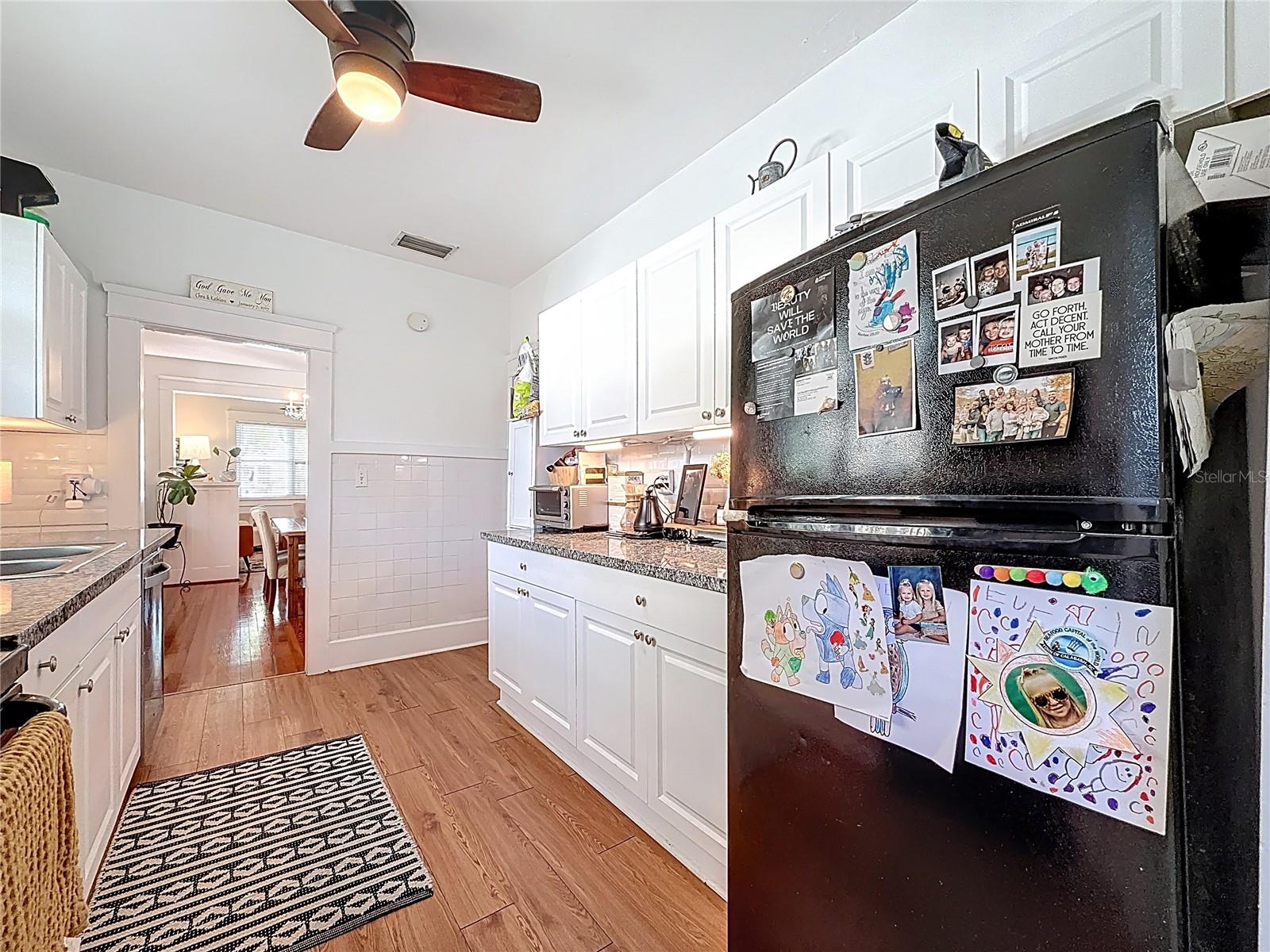 Image 22 of 84 For 146 13th Avenue Ne