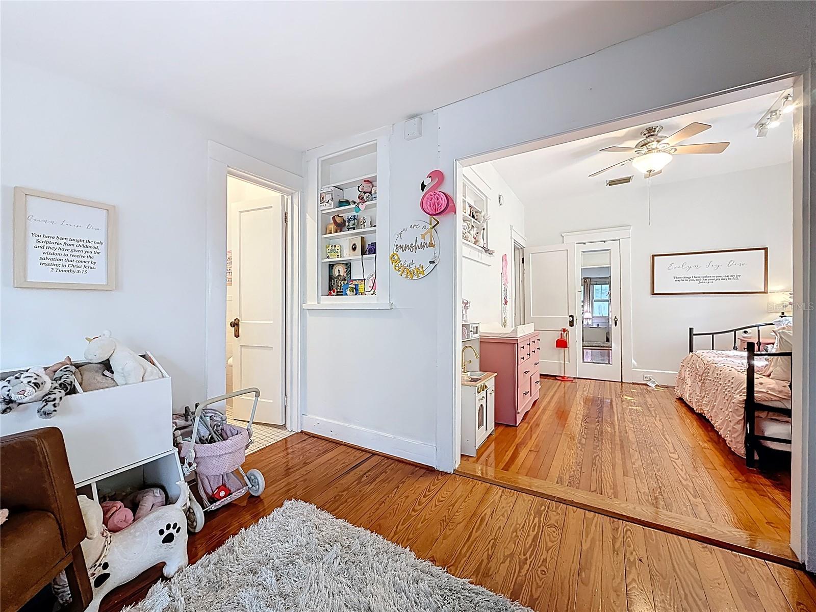 Image 39 of 84 For 146 13th Avenue Ne