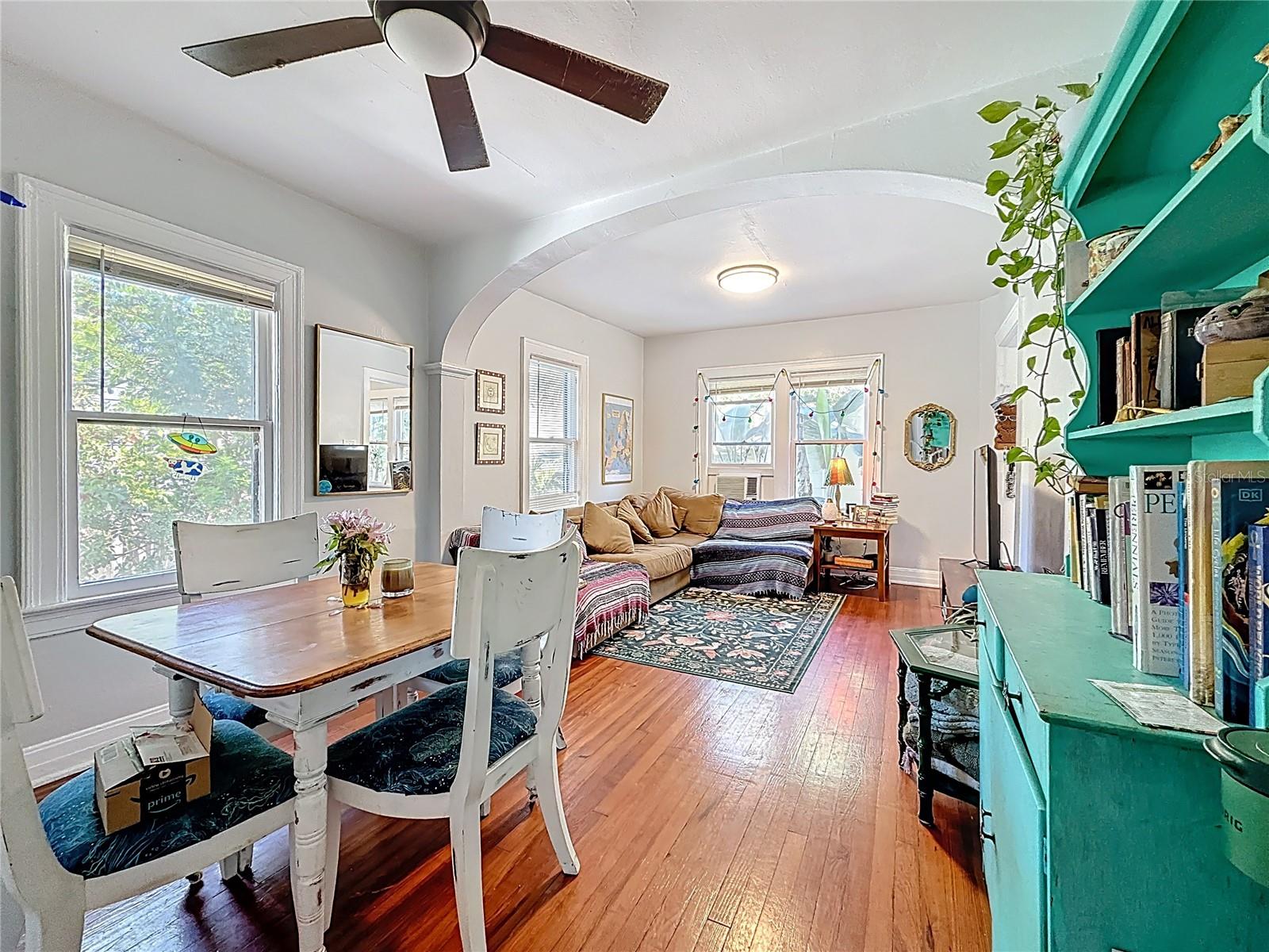 Image 56 of 84 For 146 13th Avenue Ne