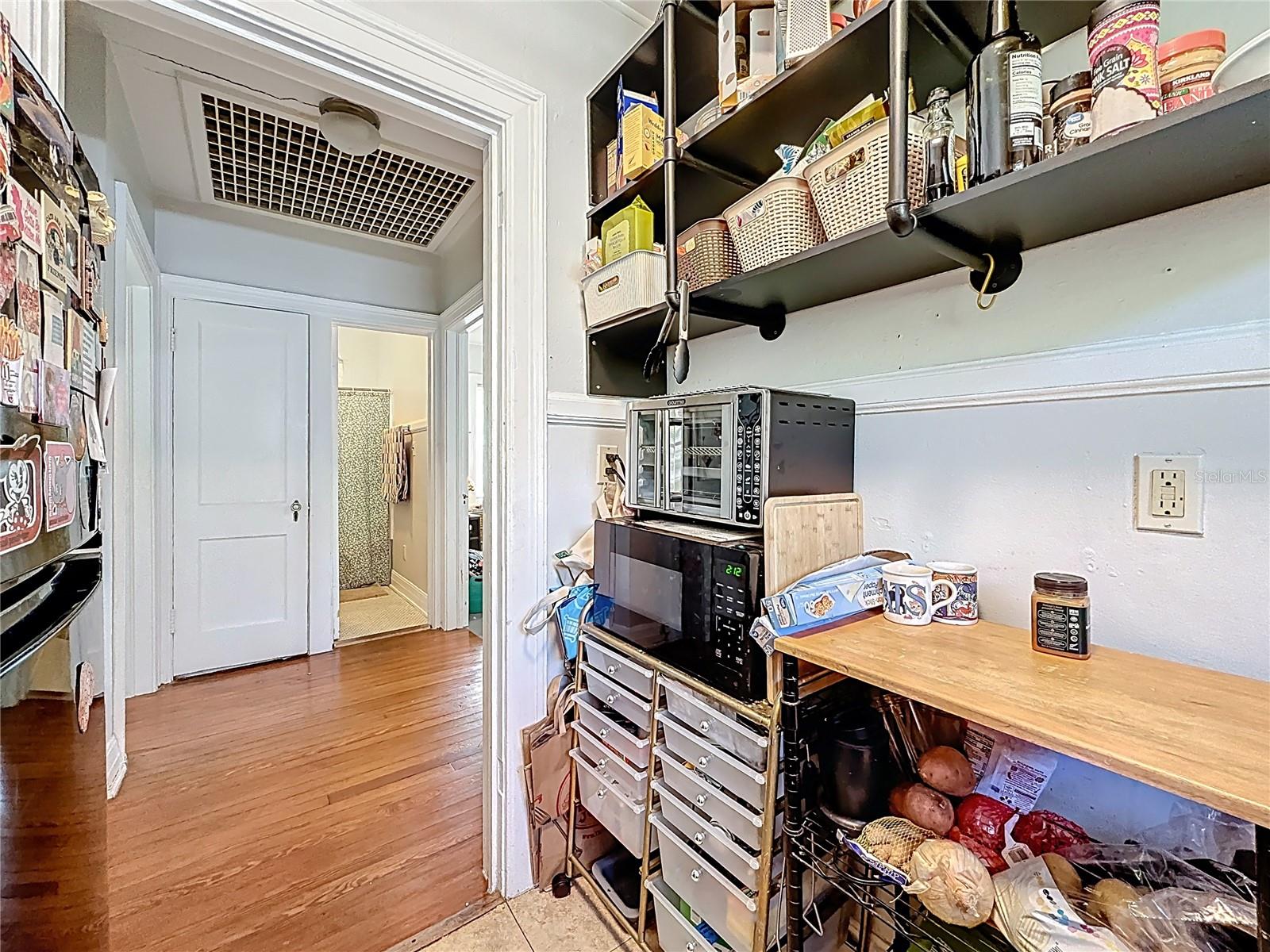 Image 58 of 84 For 146 13th Avenue Ne