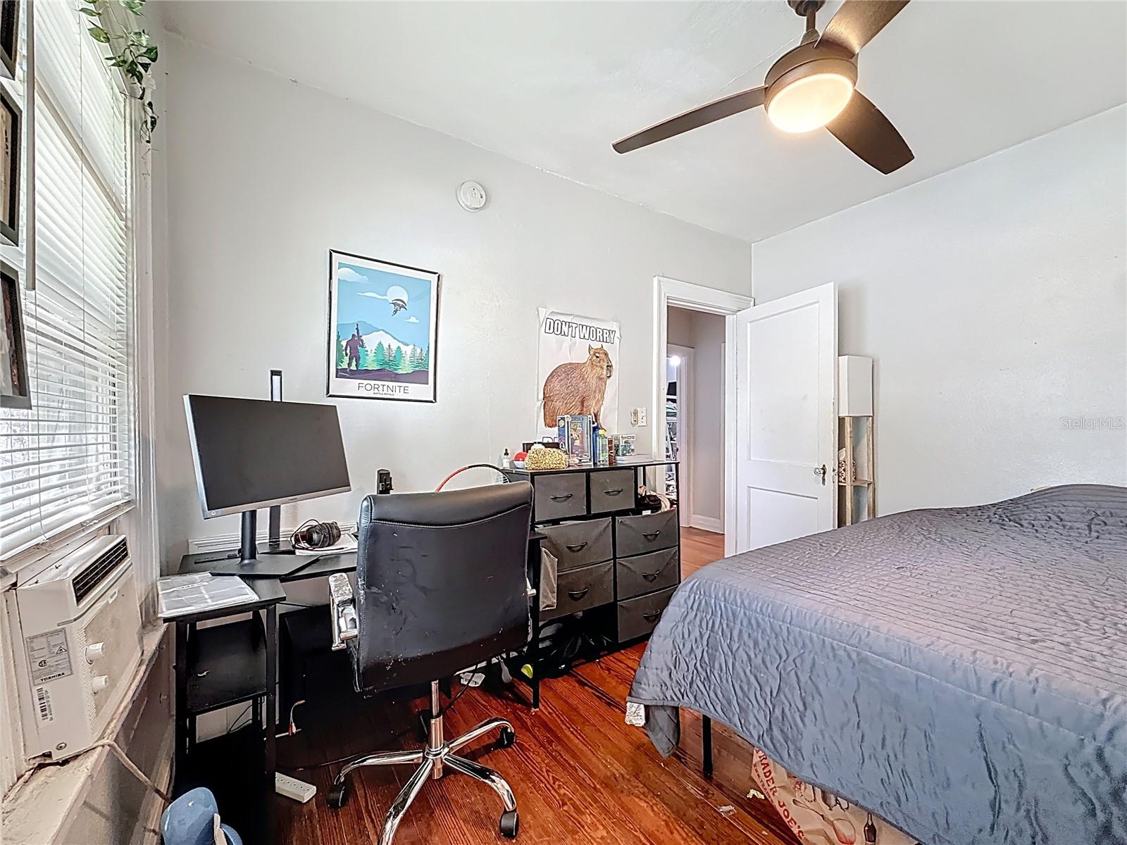 Image 63 of 84 For 146 13th Avenue Ne