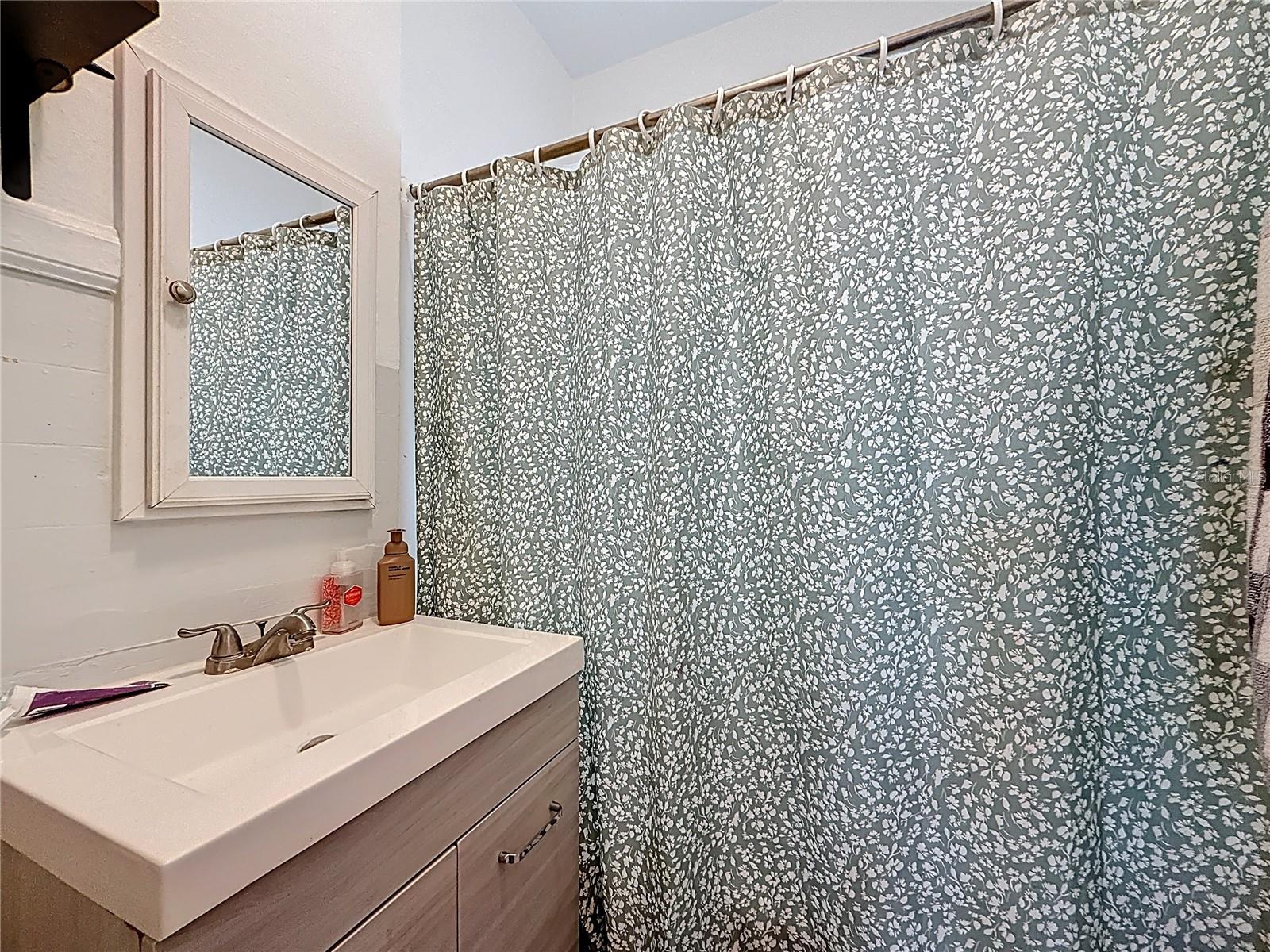 Image 69 of 84 For 146 13th Avenue Ne