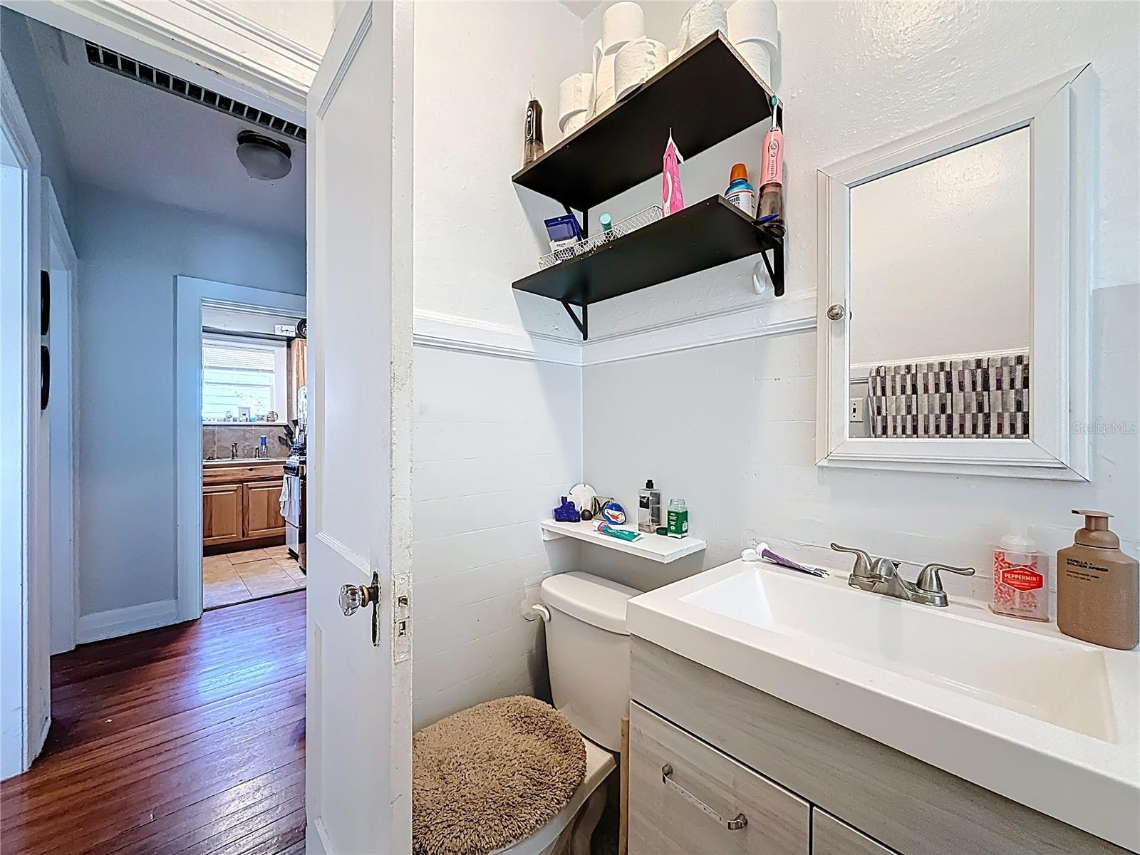 Image 70 of 84 For 146 13th Avenue Ne