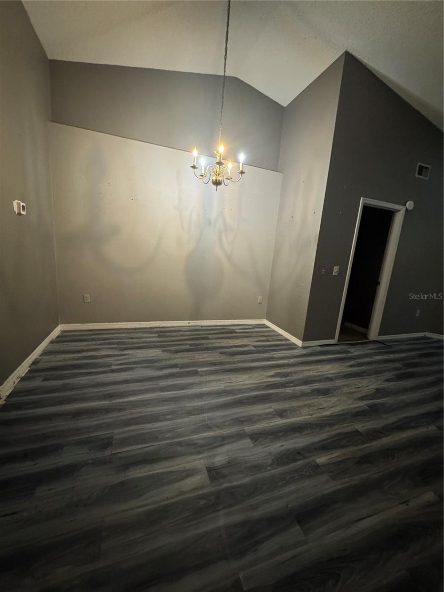 Image 6 of 25 For 7705 Balharbour Drive