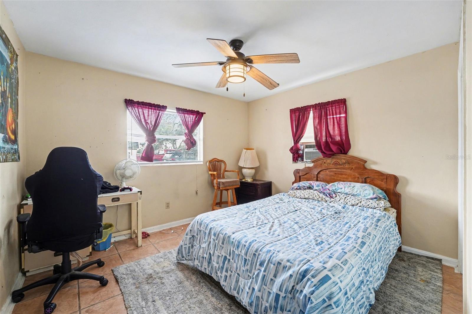 Image 15 of 24 For 1638 E Main St