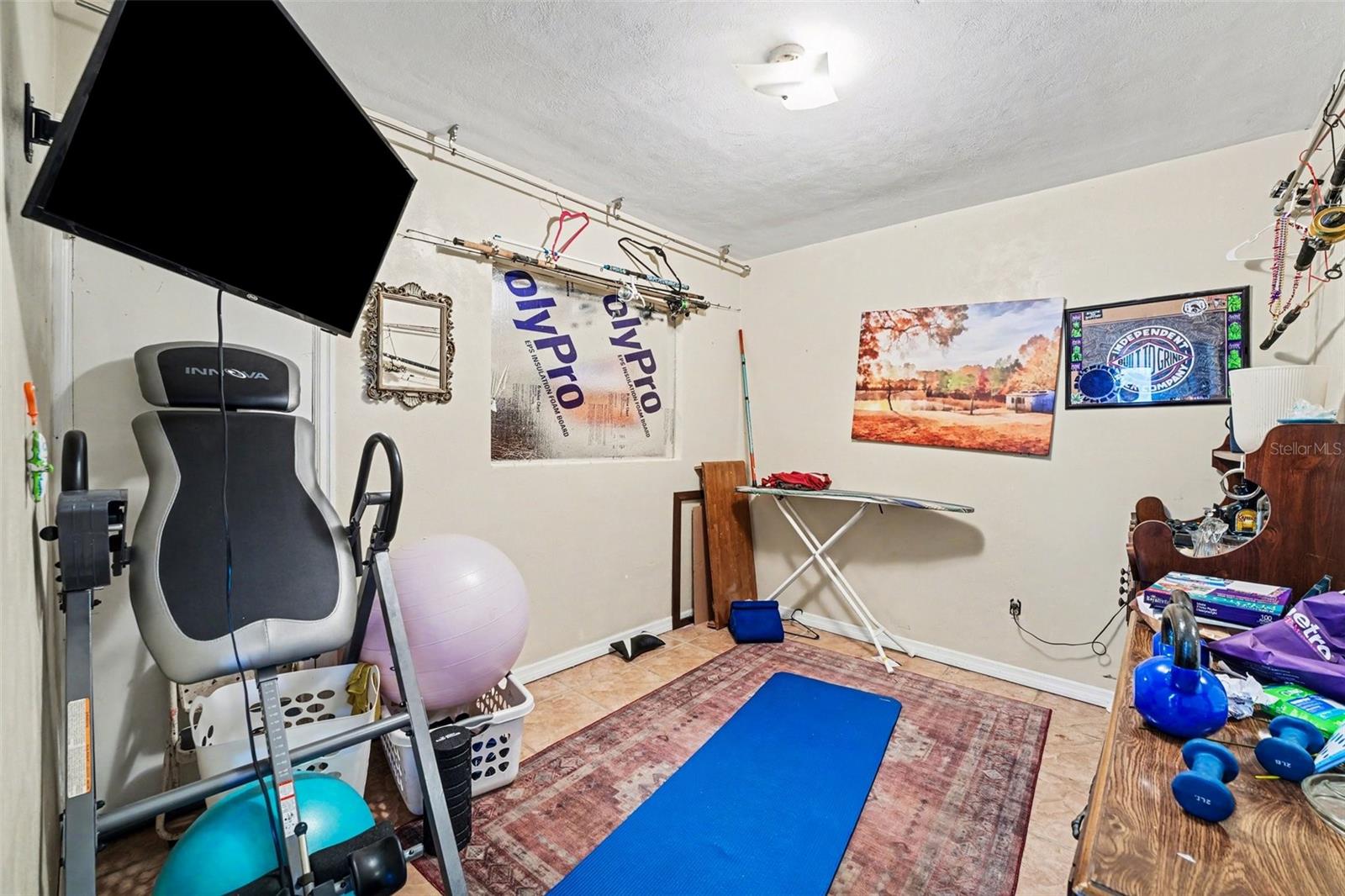 Image 18 of 24 For 1638 E Main St