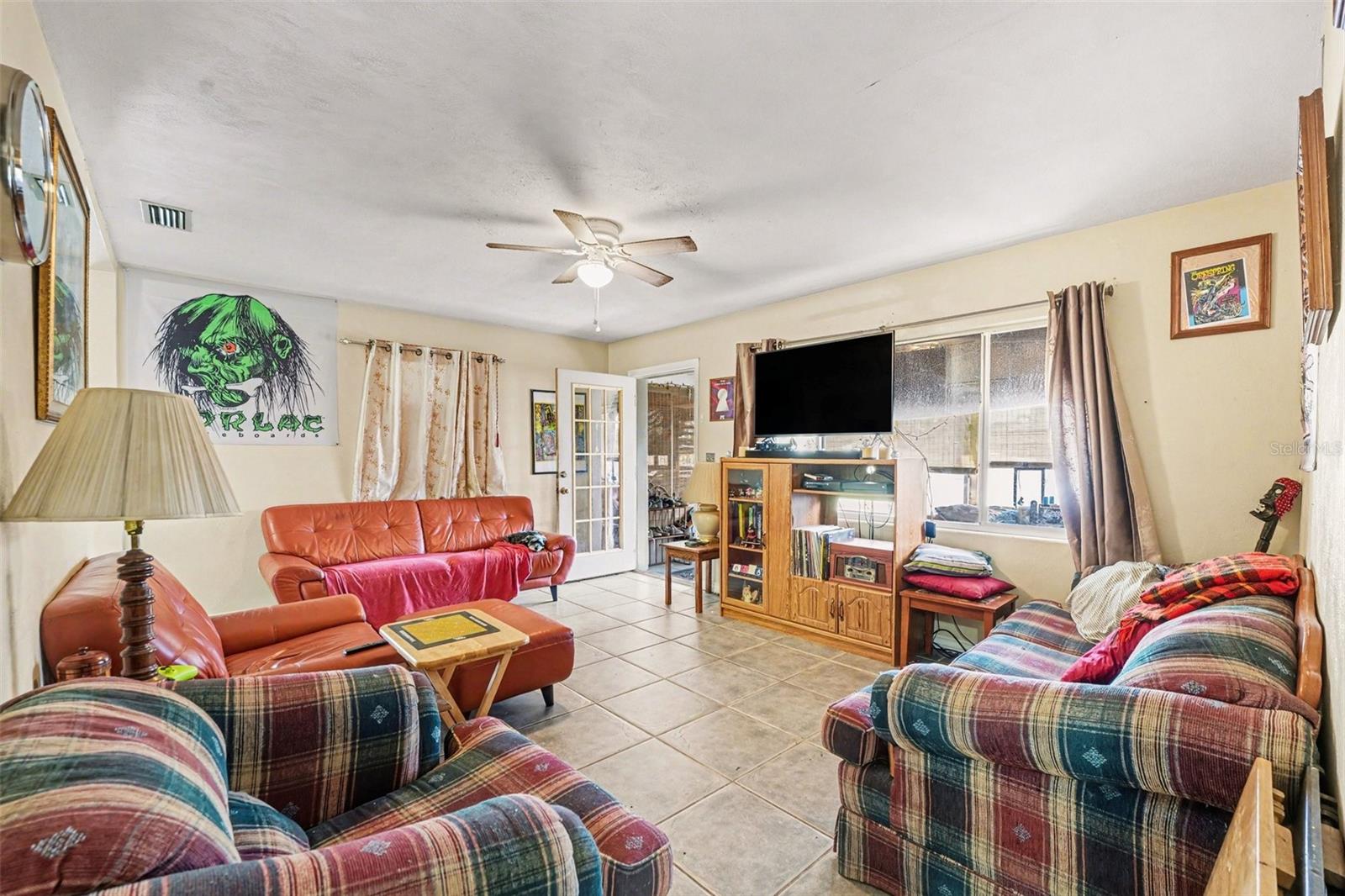 Image 4 of 24 For 1638 E Main St