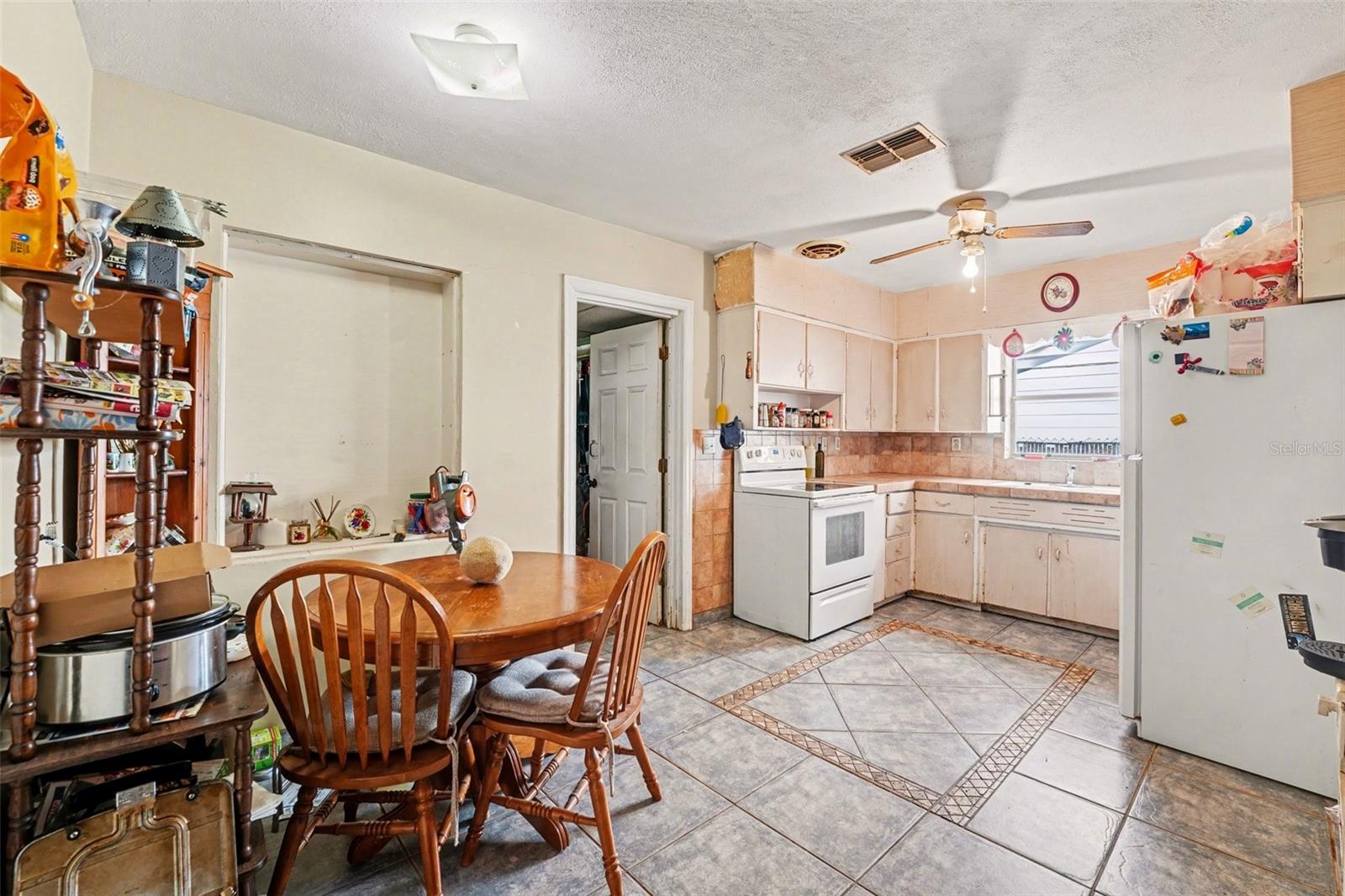 Image 7 of 24 For 1638 E Main St