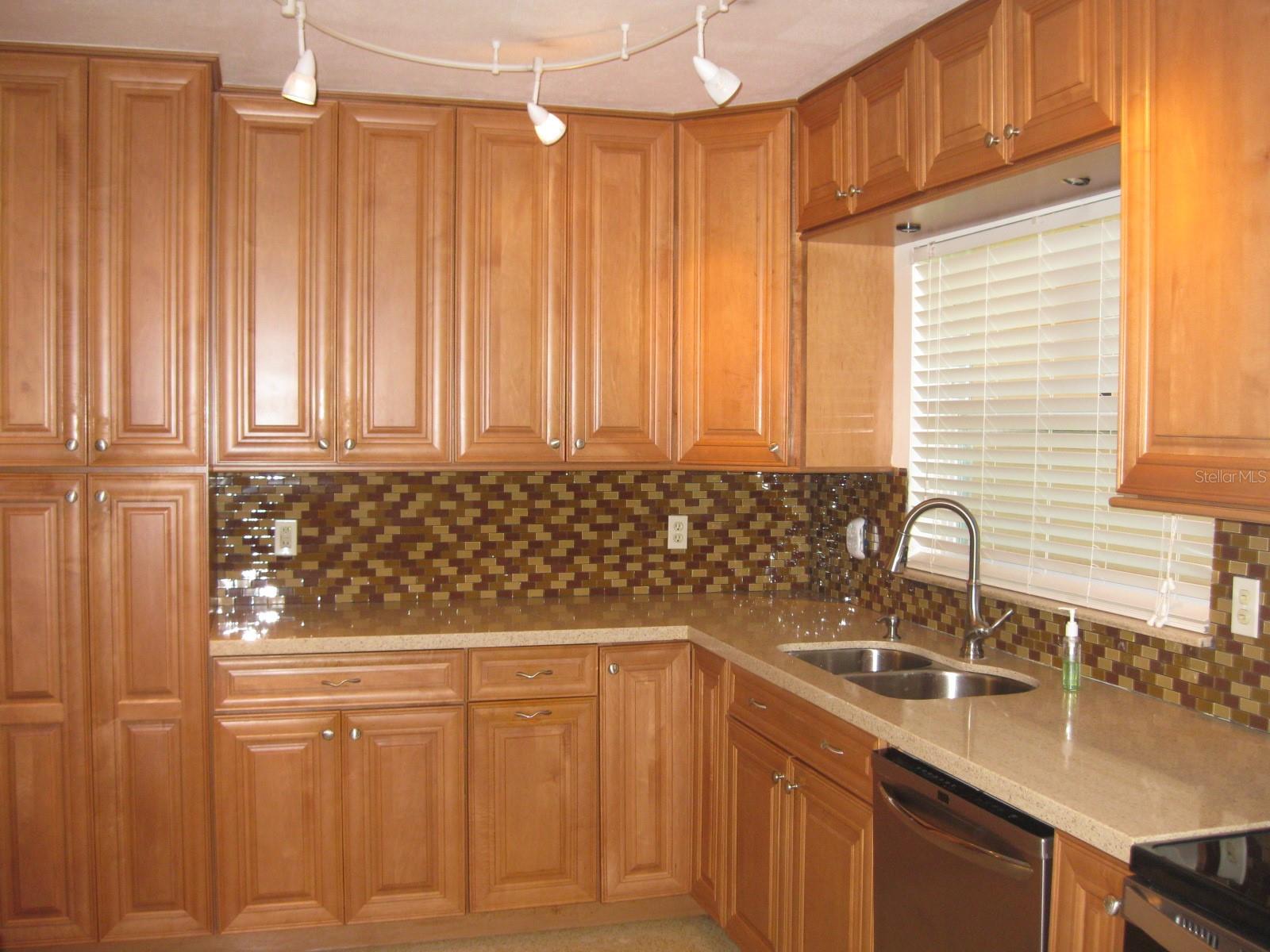 Image 6 of 48 For 1479 Ruth Road