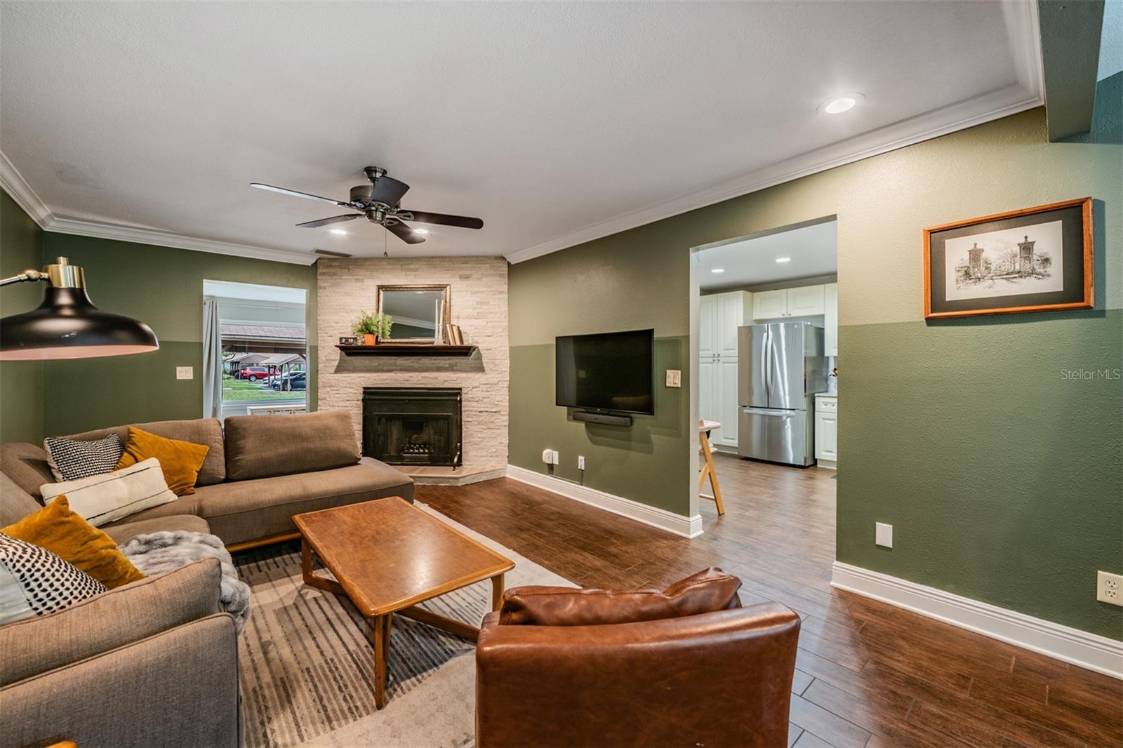 Image 14 of 44 For 5326 Ridgewell Court