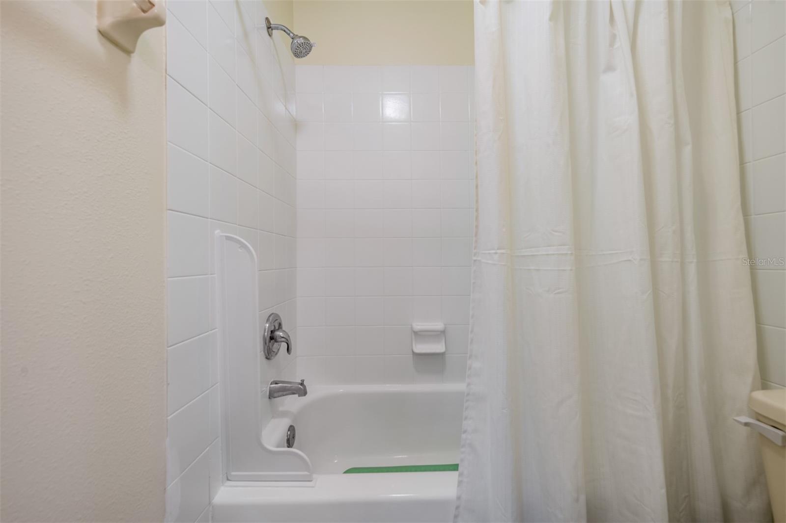 Image 25 of 44 For 5326 Ridgewell Court