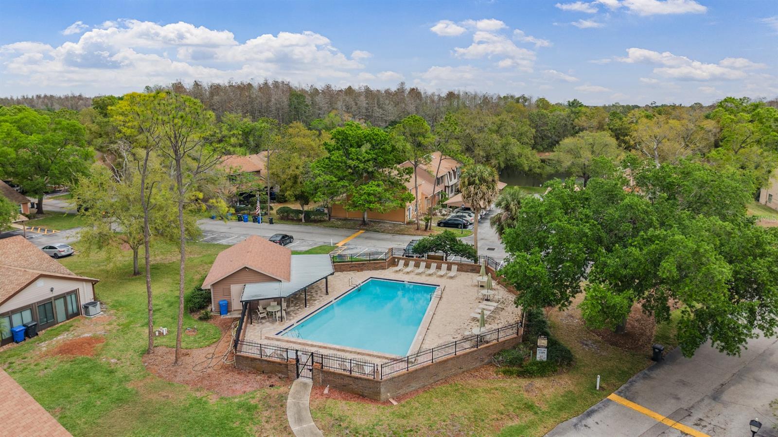 Image 37 of 44 For 5326 Ridgewell Court