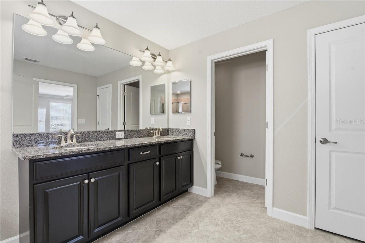 Image 28 of 68 For 1695 Ludington Avenue