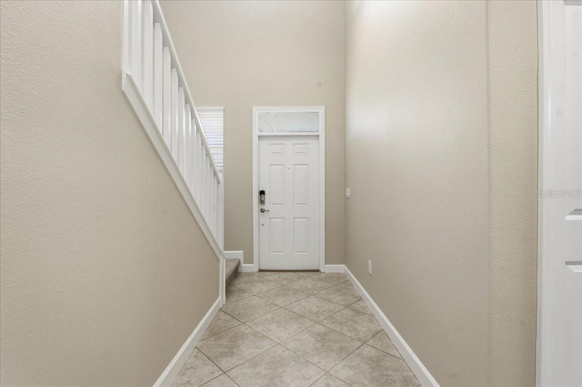 Image 5 of 68 For 1695 Ludington Avenue