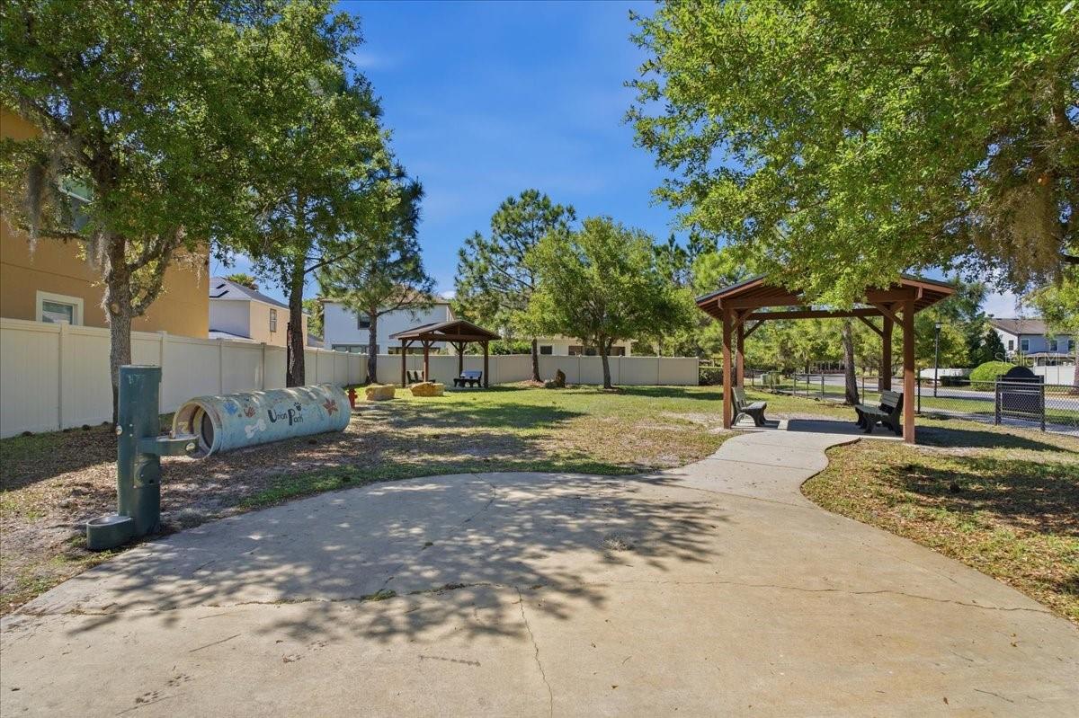 Image 67 of 68 For 1695 Ludington Avenue