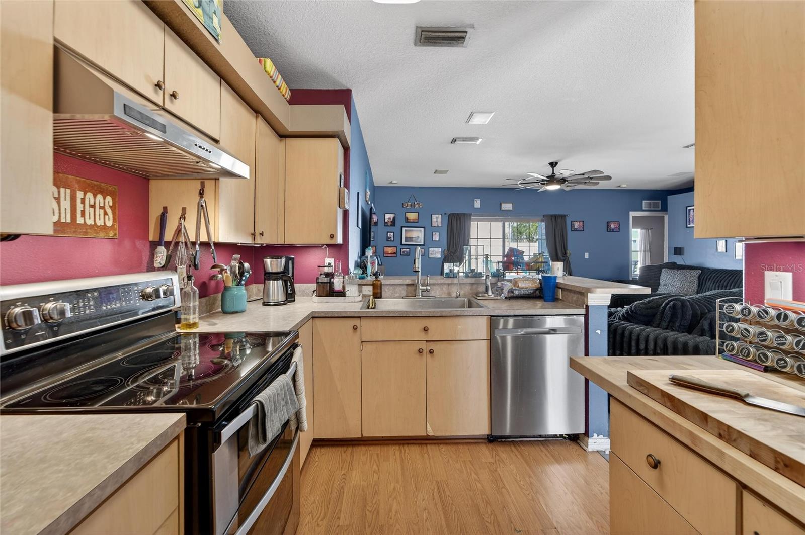 Image 15 of 85 For 605 Cypress Park Avenue