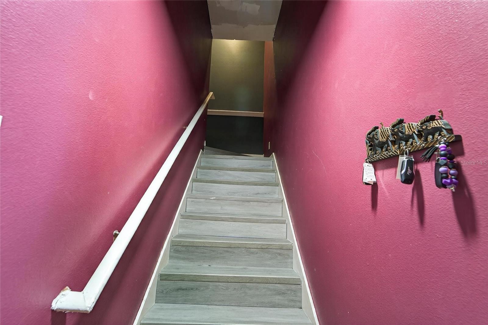 Image 17 of 85 For 605 Cypress Park Avenue