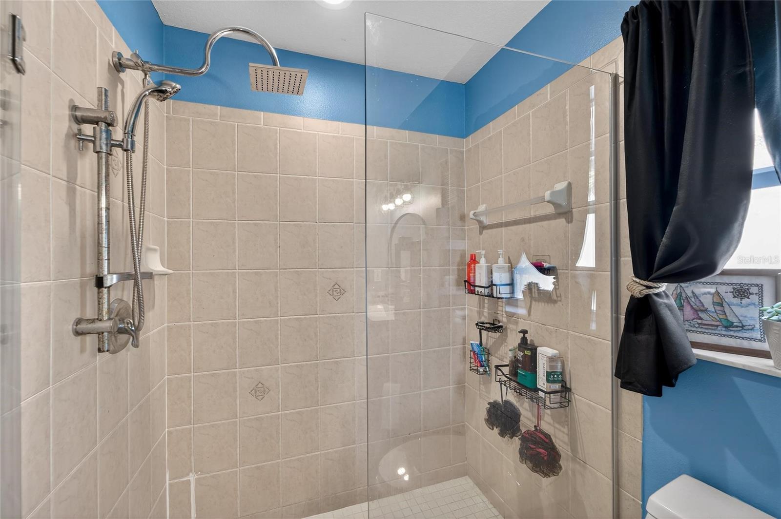 Image 36 of 85 For 605 Cypress Park Avenue